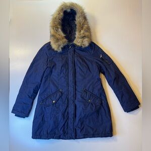 G.H. Bass Women's Navy Blue Parka Coat Faux Fur Hood Women’s Size Large EUC